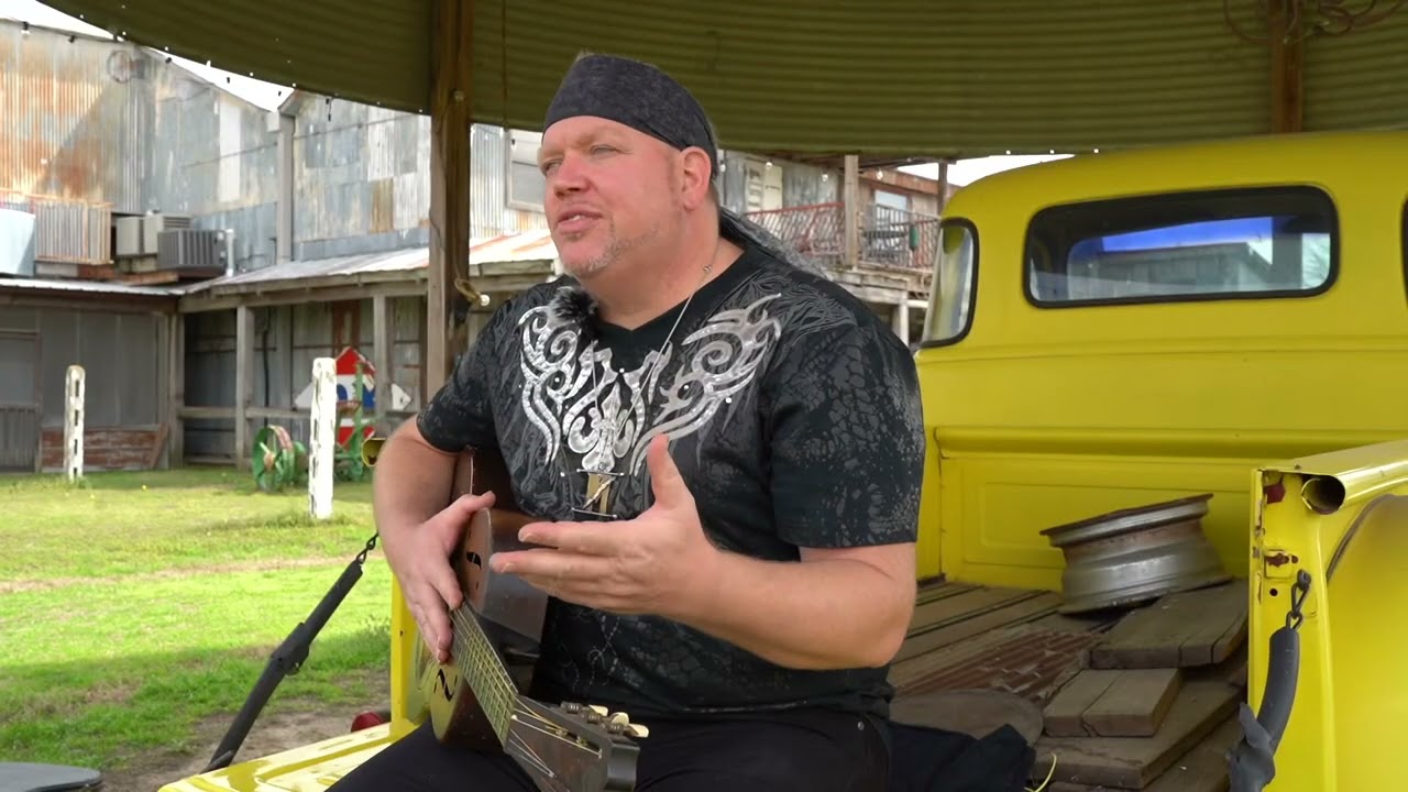 Lightnin’ Malcolm interview at the Shack Up Inn … Clarksdale, MS