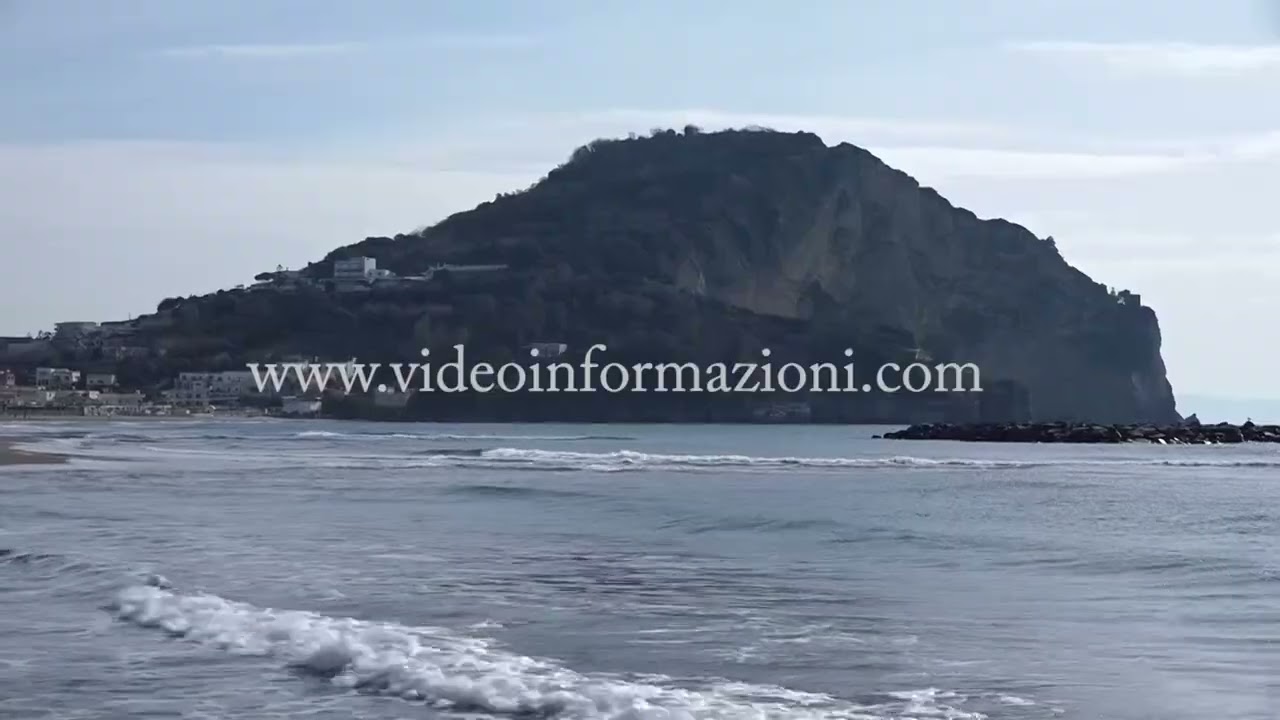 Proroga concessioni balneari, il sindaco Della Ragione: 