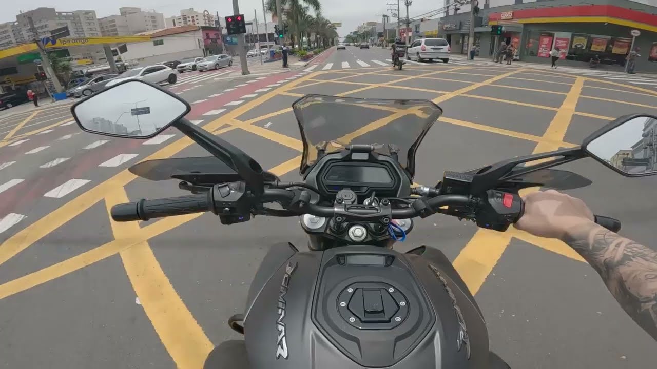 É Ruim, Morre toda hora e tem que chamar no freio!? A REALIDADE DE QUEM COMPRA BAJAJ DOMINAR 400