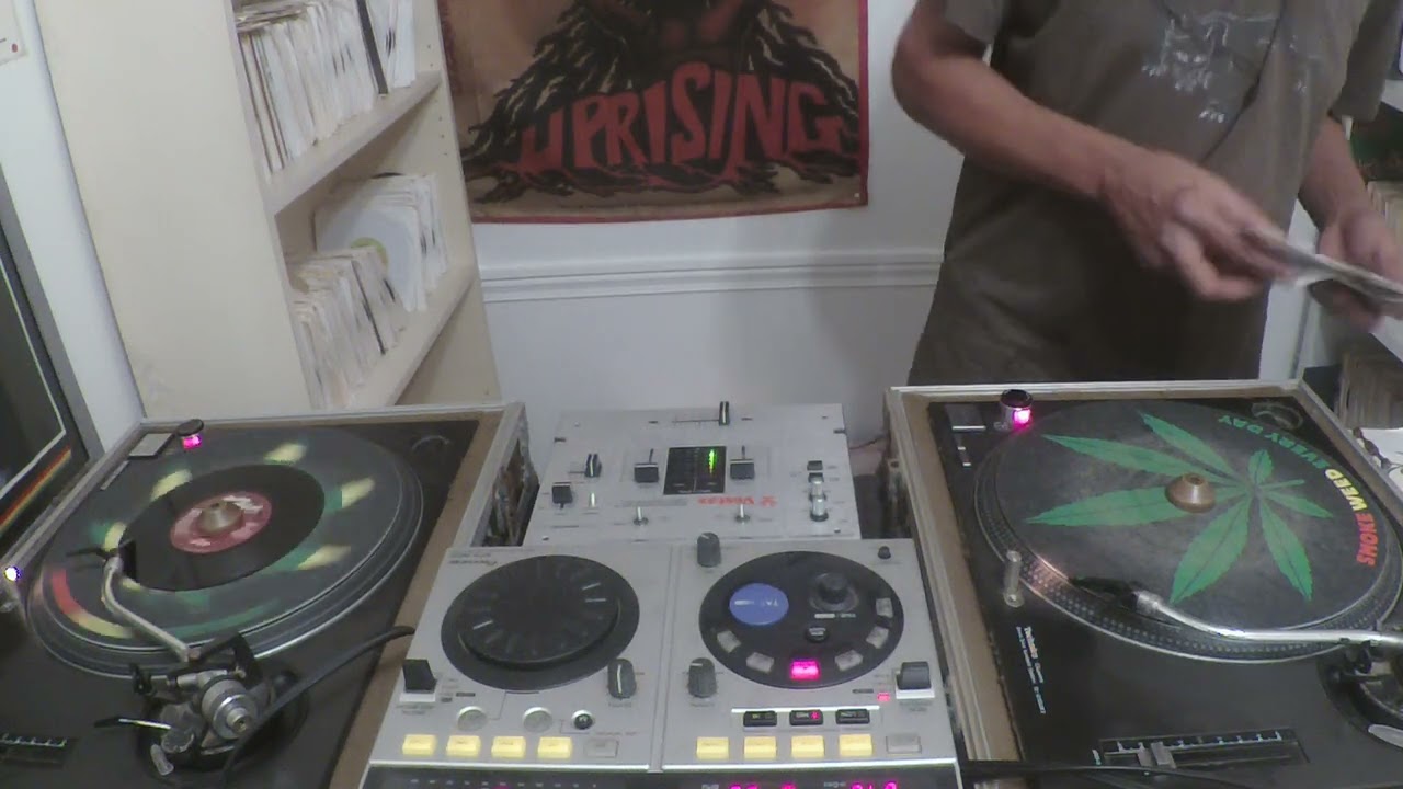 MIX REGGAE : Louie culture , Capleton , Luciano , Queen omega !!!