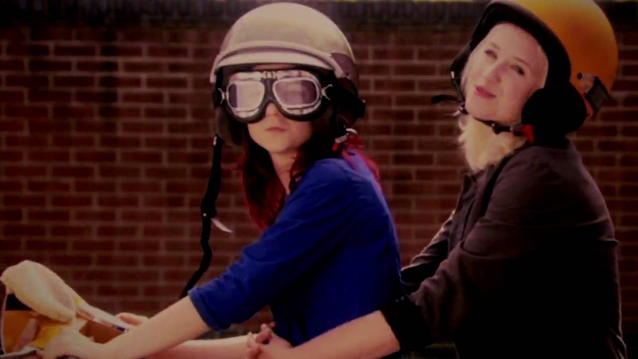 naomi & emily | sweet disposition