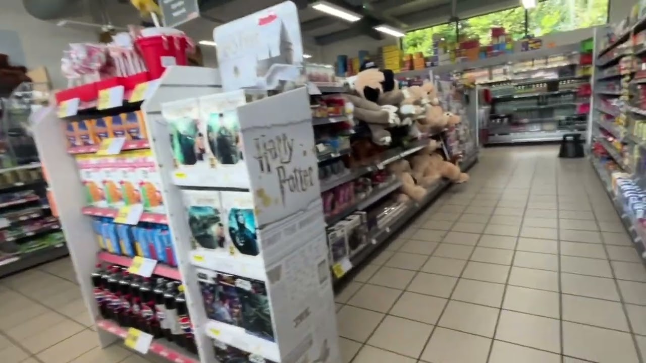 Store Tour | Castle Bromwich BP Clock Garage