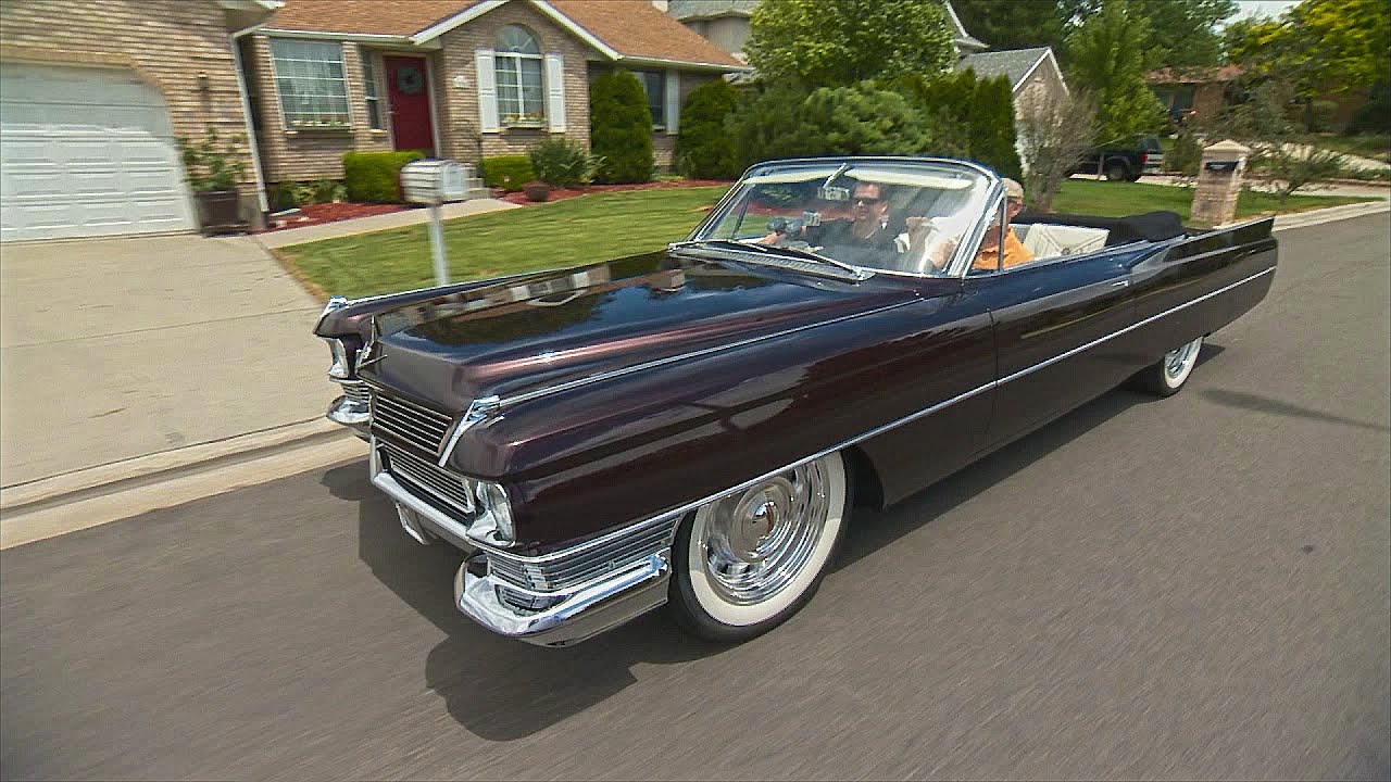 Персонализированный Caddy Дэйва Киндига и его любимая Белла