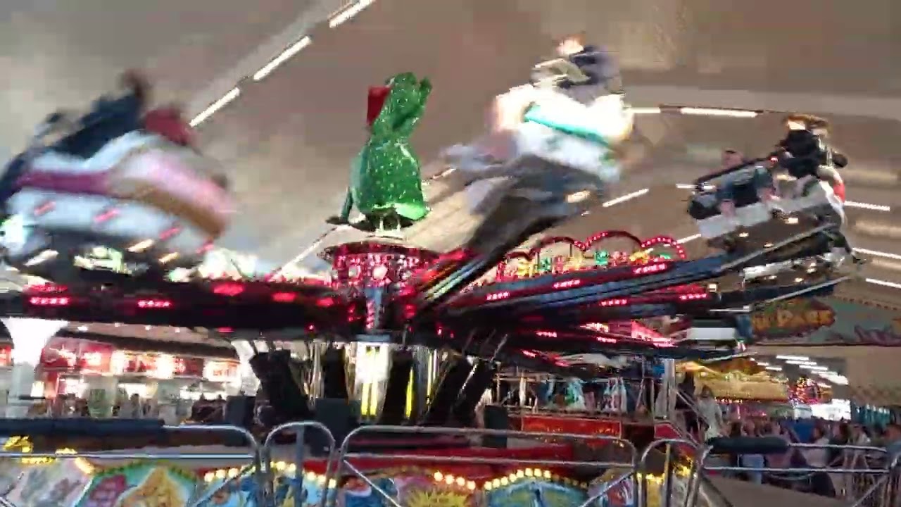 Crazy Frog- (Amanda Goss and Ann O'connor) offride Curry's Fun Park Portrush April 2022