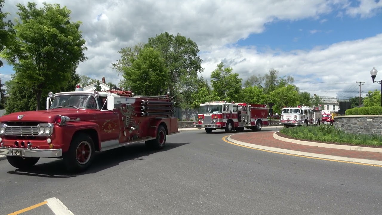 Shenandoah Apple Blossom Festival Antique Fire Truck Parade