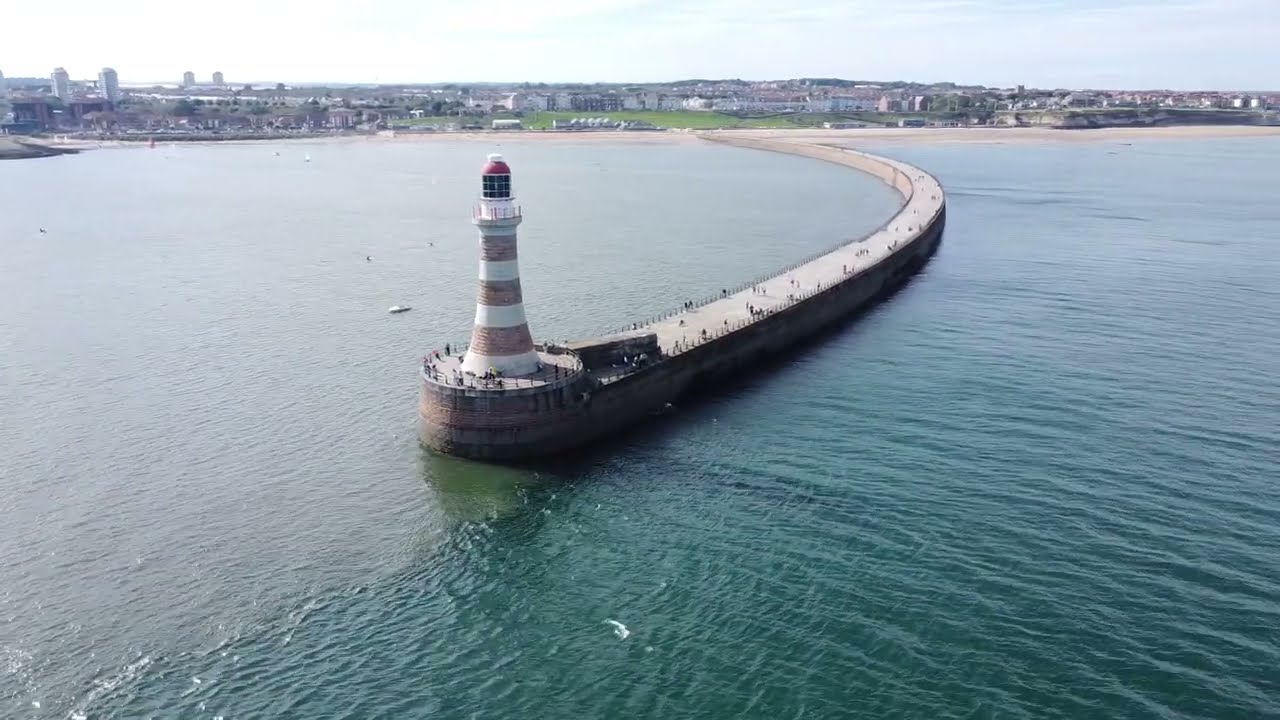 nice day down roker pier sunderland