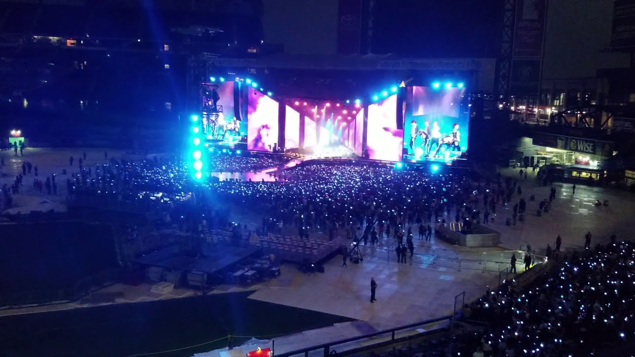 BTS Citi Field Save Me / I'm Fine
