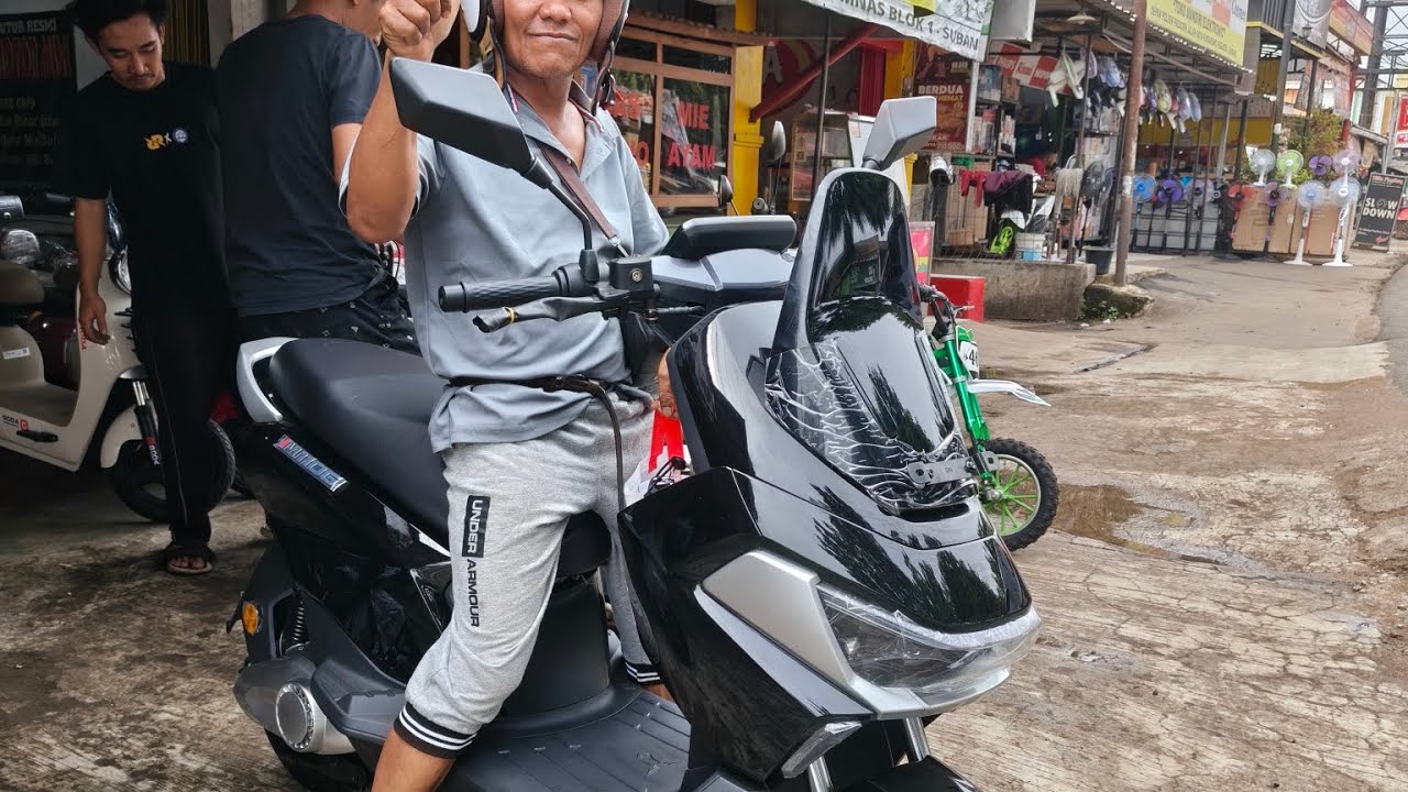 Makin gagah 😎 review motor listrik u-winfly M110G #hanamotorminisubang #motorlistrik 