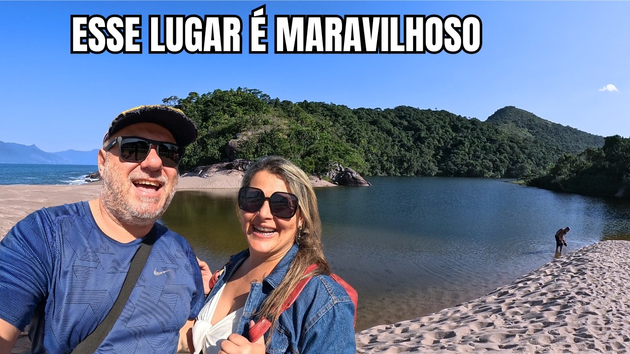 Conhecemos a Lagoa Azul na linda Praia do Capricórnio