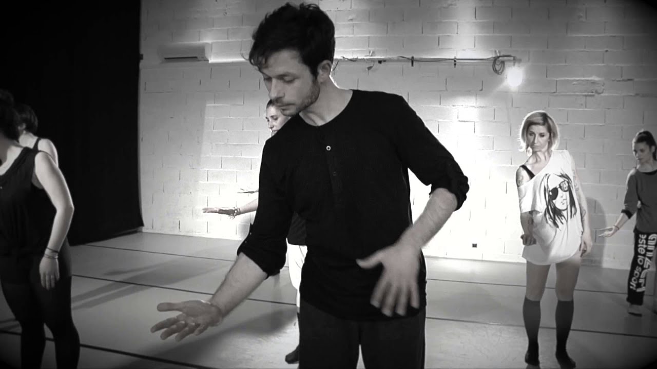 Cours de Modern'jazz avec Damien Launes