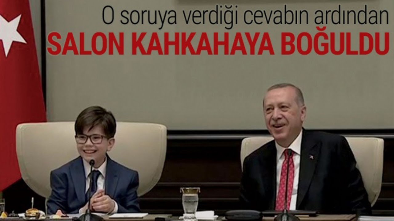 Cumhurbaşkanı Erdoğan'ın Koltuğuna 12 Yaşındaki Fatih Oturdu