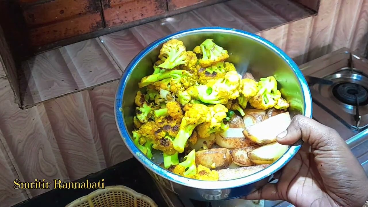ফুলকপি - মাছের ঝোল | স্বাস্থ্যকর এবং সহজ রেসিপি | #cooking #recipe #bengalifood #smritir Rannabati 