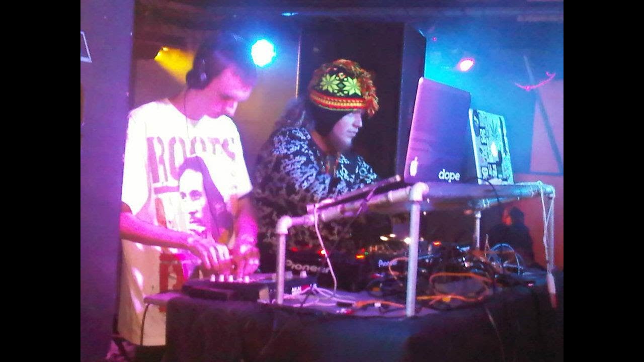 Bommer vs. Hendrix - Live @ Koken  (audio only)  2012-01-14 - St. Louis, MO