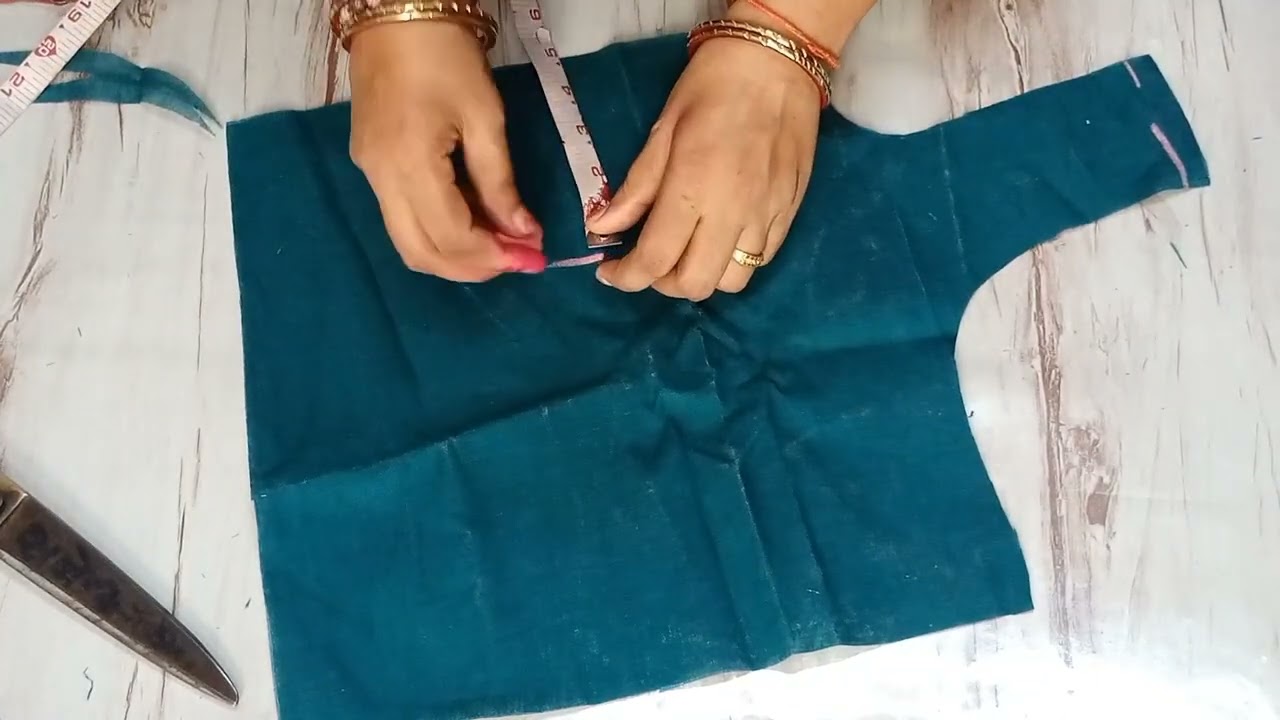 Blouse ki cutting aasan tarike se sikhe। ब्लाउज की डिजाइन आसान तरीके से सीखे#design