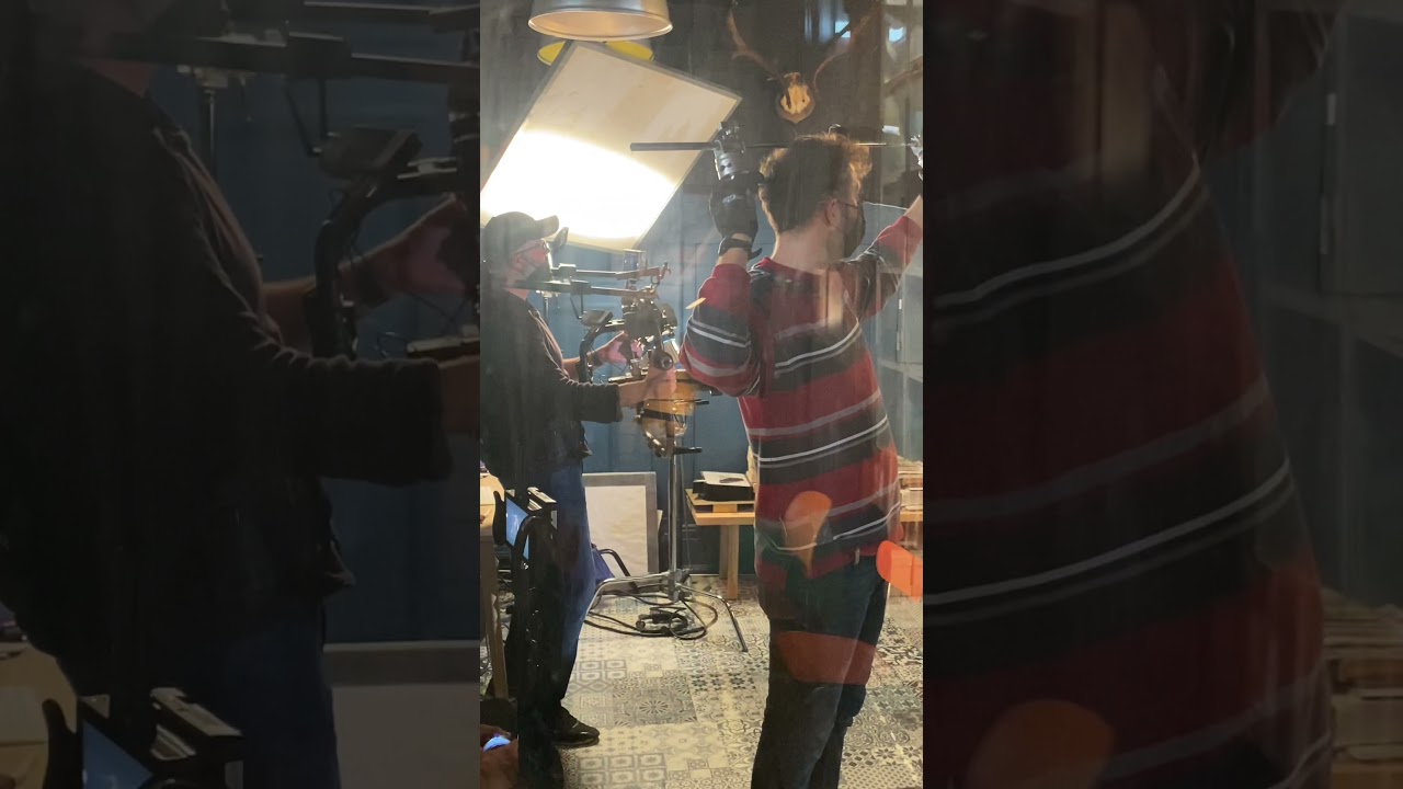 MIKE SINGER feat. VANESSA MAI - Als ob du mich liebst - Musikvideo - www.loft-studios4.com