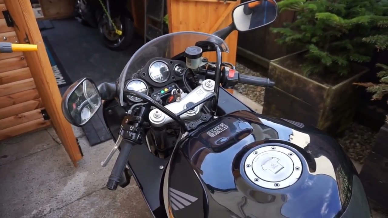 Honda CBR 900 Fireblade - diagnosing running issues