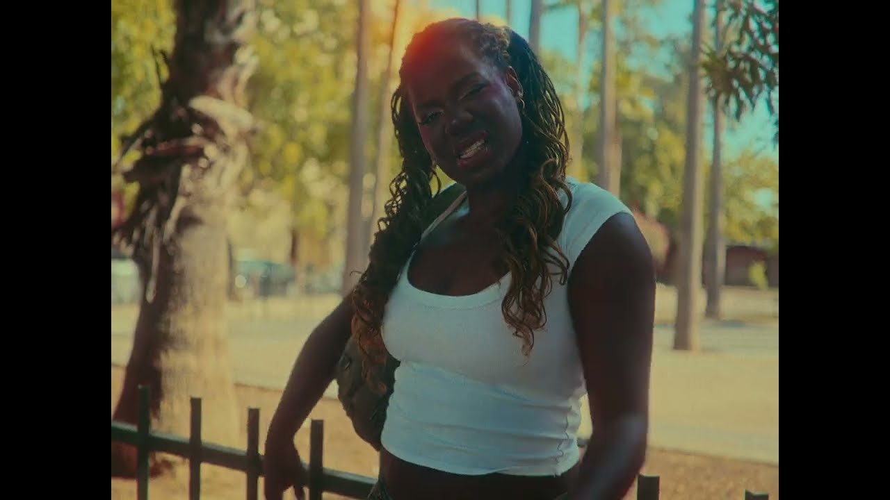 Toyemi - Abrasa (Videoclip Oficial)