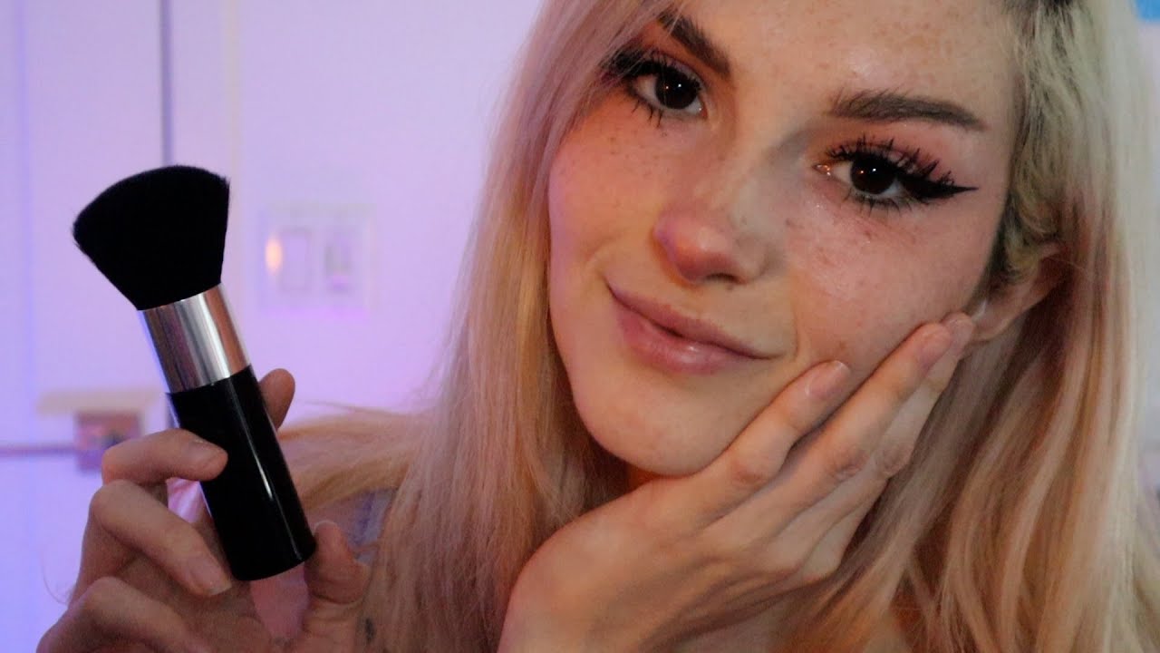 [ASMR] Ear to Ear Kisses & Mic Brushes ✨