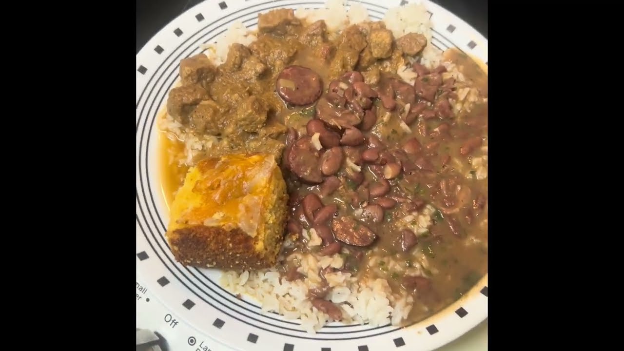 Let’s cook super delicious smothered round steak!!!