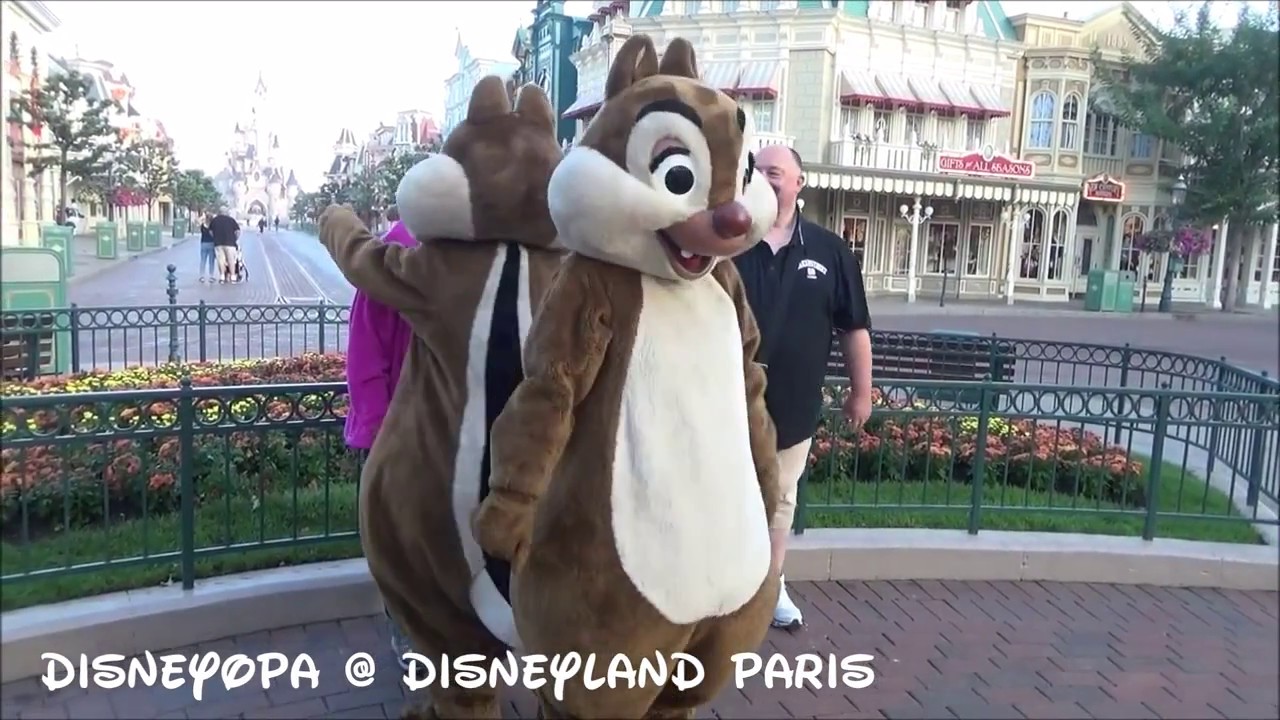 Disneyland Paris Chip & Chap Characters DLRP Magic Moments DisneyOpa