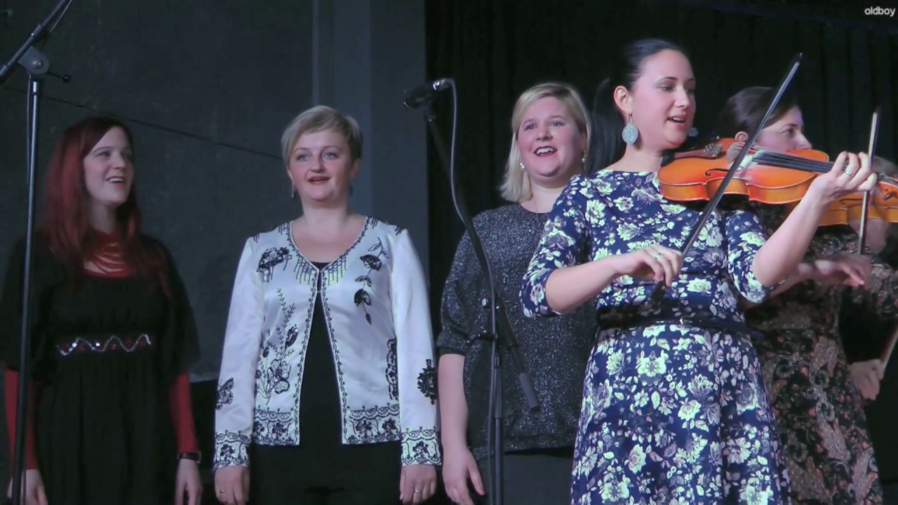 Női vonások a Fonóban - Hallod-e te szelidecske