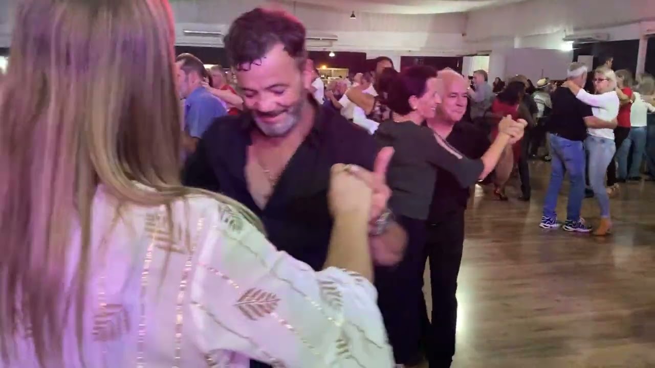 Valdir Pasa- Vaneirao da noite inteira - Um grande amor  - Brand Florianopolis
