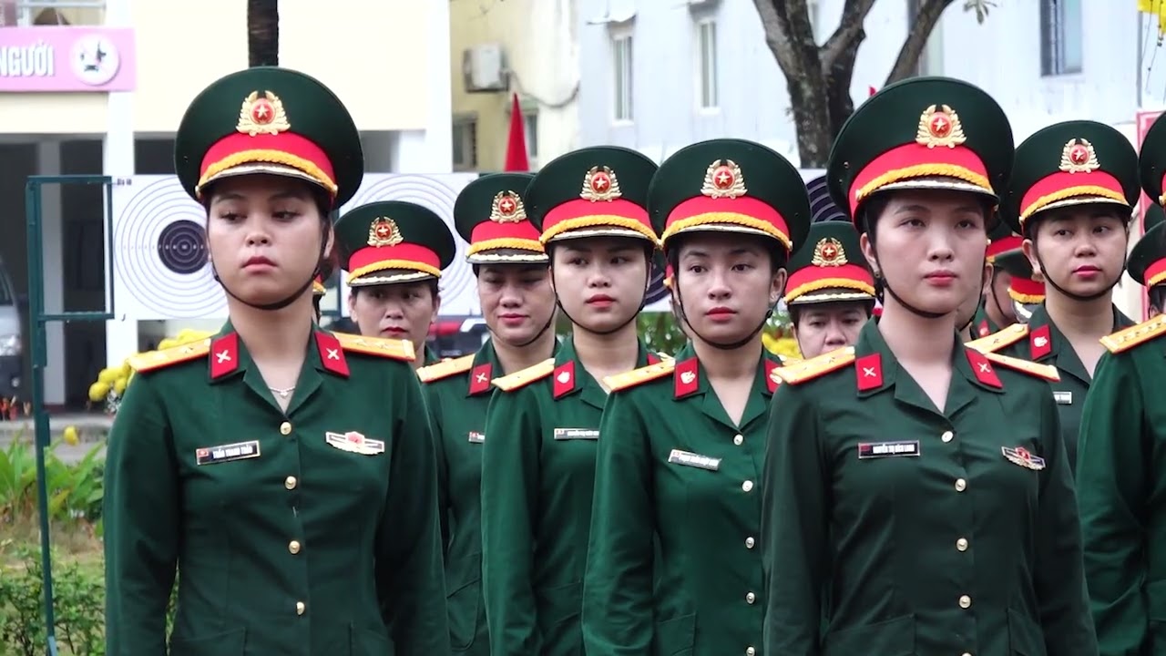Sôi nổi khí thế ra quân huấn luyện