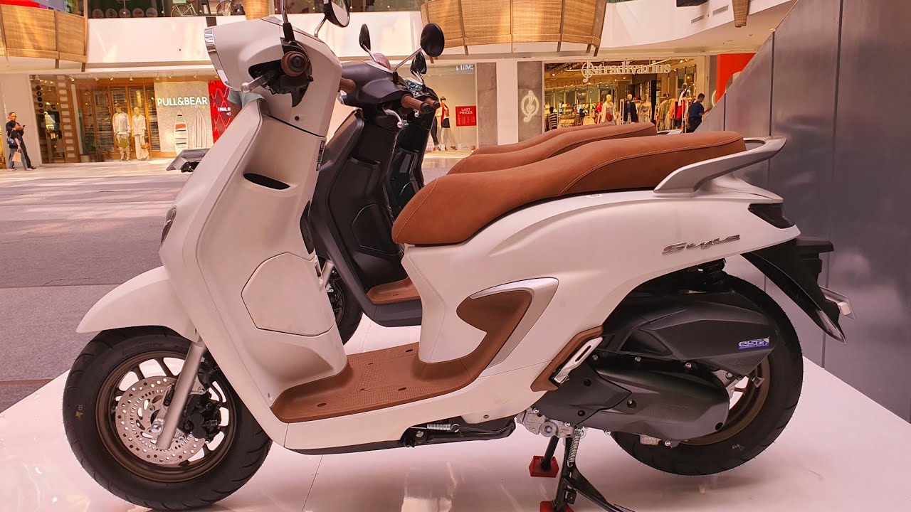 2024 Honda STYLO 160 ABS in Royal Matte White - Walkaround