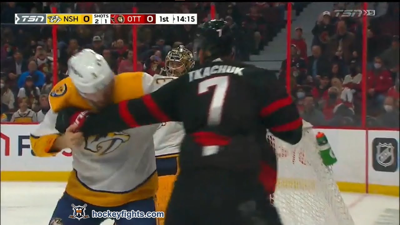 Jeremy Lauzon vs Brady Tkachuk Apr 7, 2022