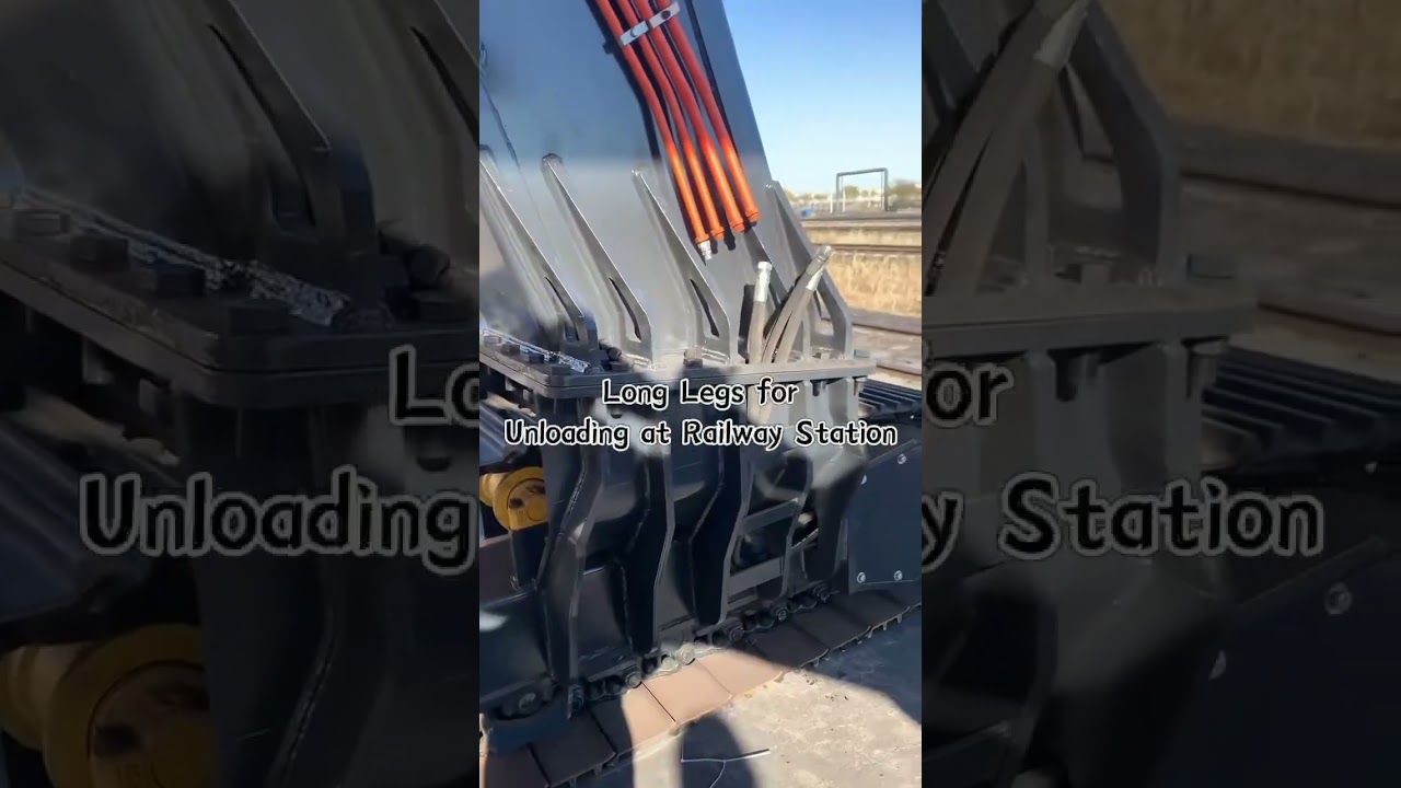 Railway station excavators have long legs and coal materials are used for loading  #mineexcavator
