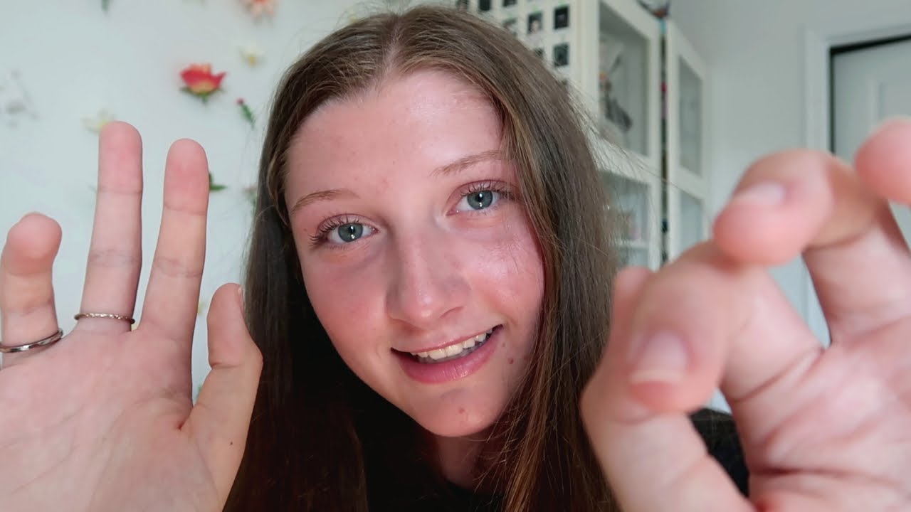 ASMR fast and aggressive mouth sounds + hand movements