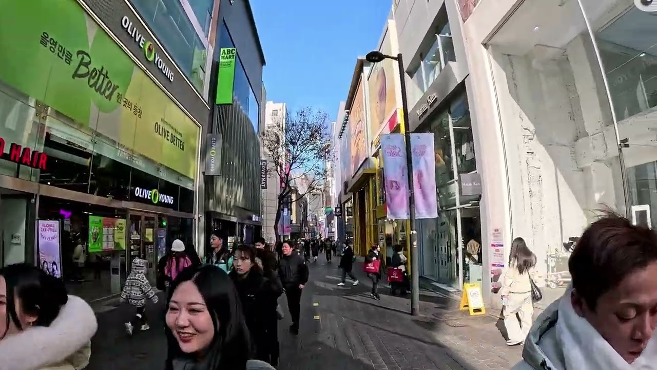 Lost in Myeongdong — Shopping, Street Food, Neon Lights & Freezing Cold | Seoul Vlog