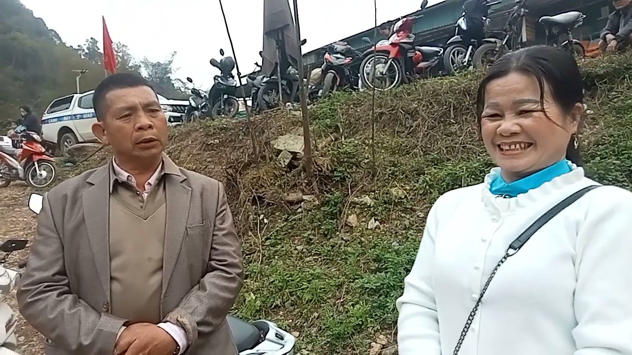 Hoàng tư z đàm Duyên hát đối đáp rất hay mong các bạn nghành hãy tổ chức mỗi năm để gặp gỡ 