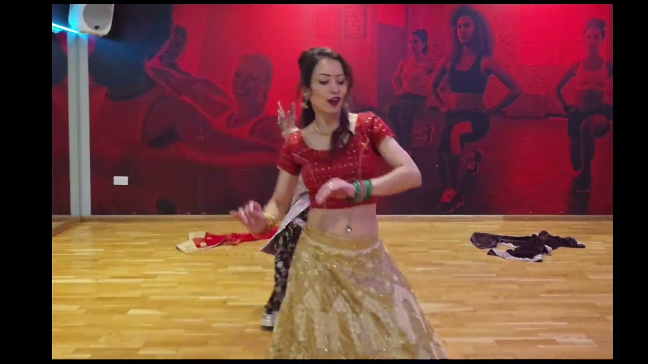 Lal Dupatta