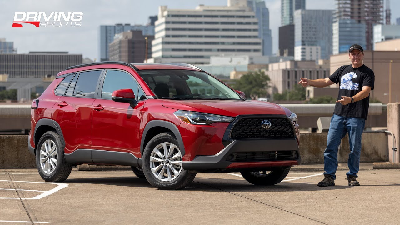 2022 Toyota Corolla Cross AWD Reviewed