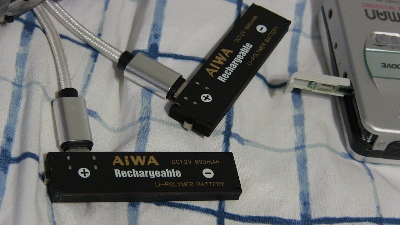 Li-polymer C-USB rechargeable gum stick battery unboxing and playing in a Sony Walkman