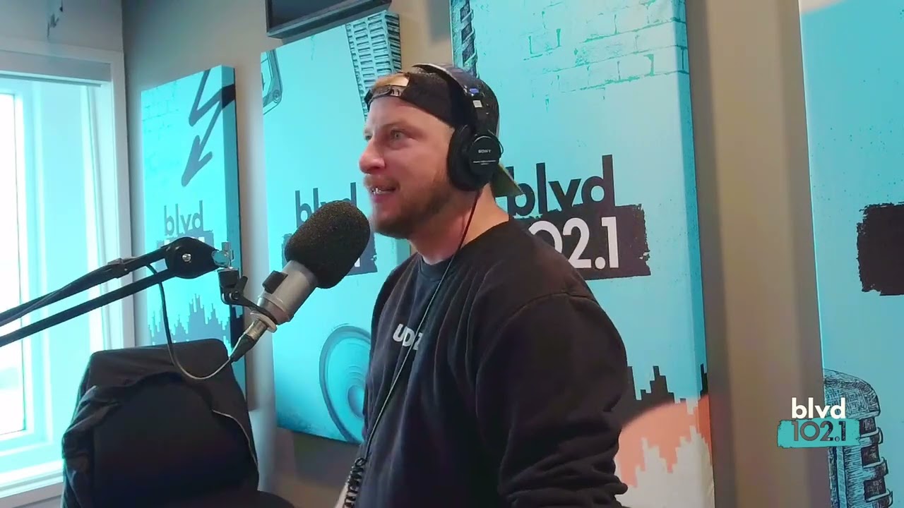 Entrevue avec l'humoriste Dave Gaudet!