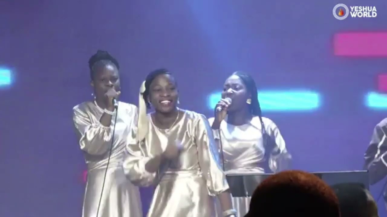 Higher praise #praiseleader ##fyp #trending #gospelmusic #worshipmusic #gospelsongs #praise #dance