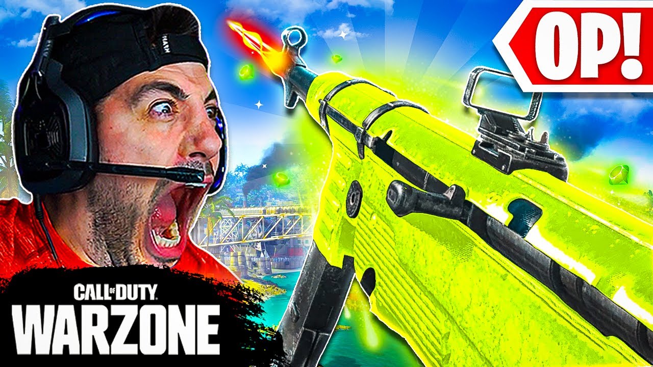 Using The FASTEST KILLING SMG on Warzone! 😨