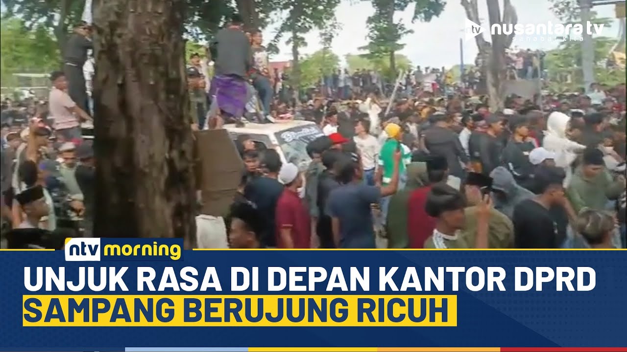 [LIVE] Unjuk Rasa di Depan Kantor DPRD Sampang Berujung Ricuh | NTV MORNING