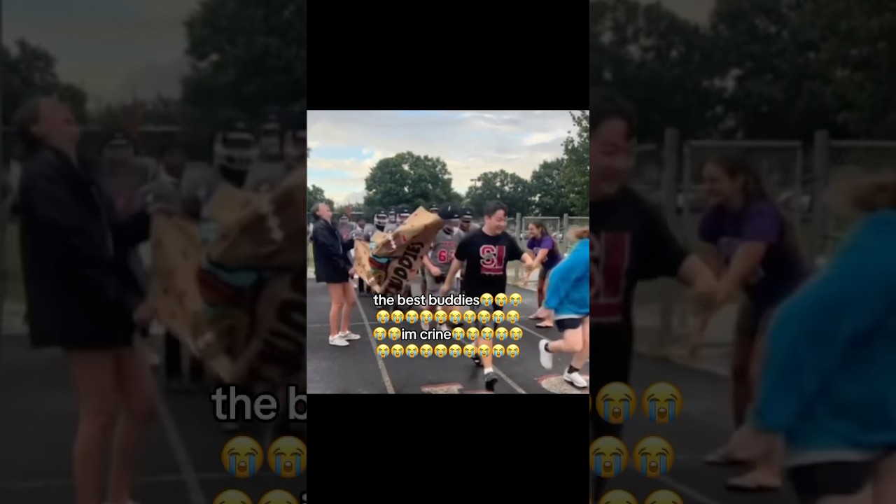 they just there to have fun 😭✌️ #football #memes #goofy #nfl