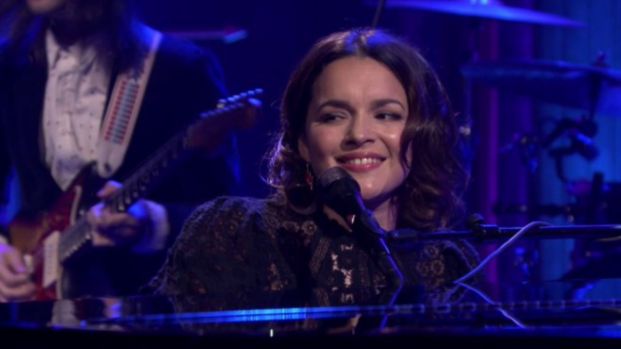 Hallelujah, I Love Him So - Norah Jones (live, audio only)