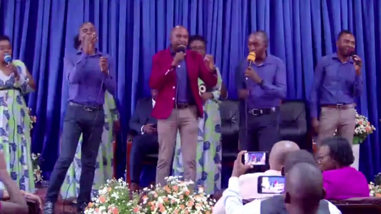 Loud cry singers..Alabusha@brentwooddrivesdachurch