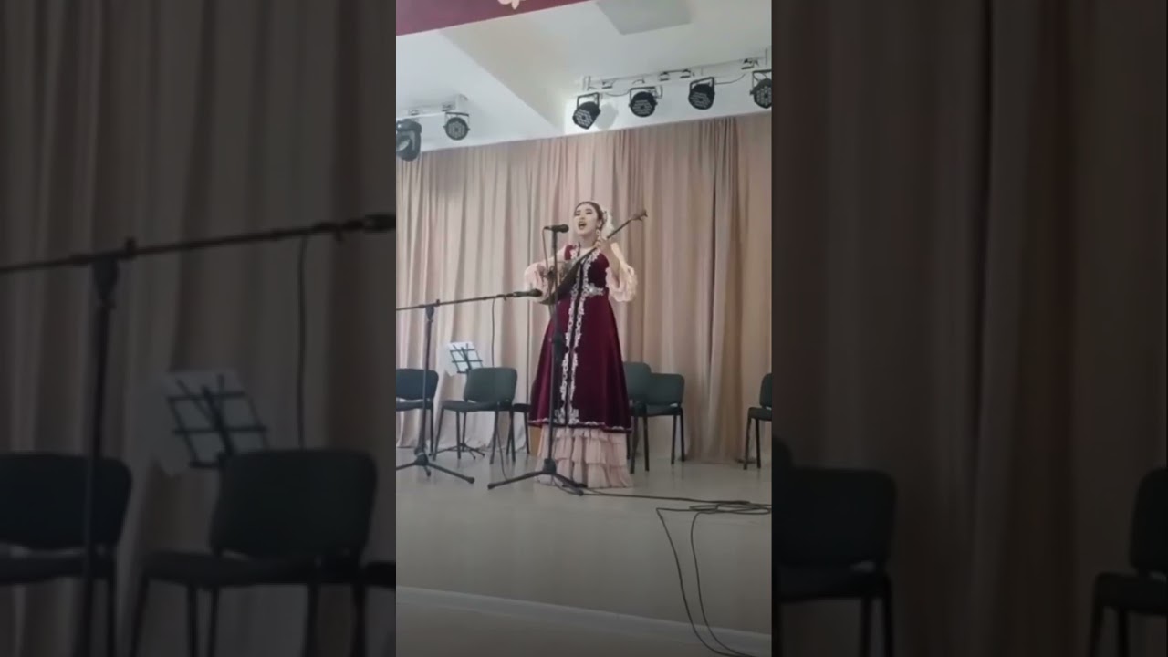 Құрманғазы Сағырбайұлы “Аш бөрі” әні Хуанова Алида.