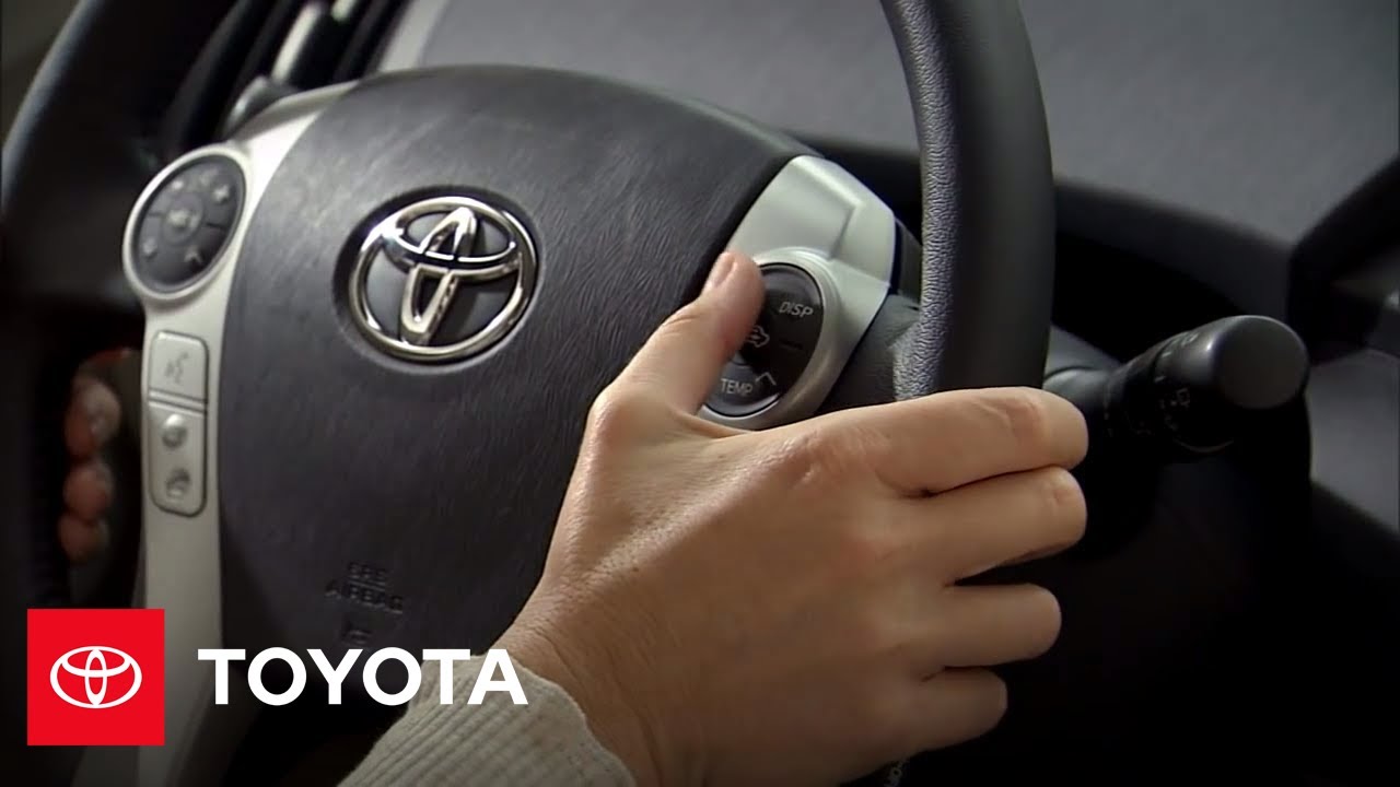 2010 Prius How-To: Touch Tracer Display & Steering Wheel-Mounted Controls | Toyota