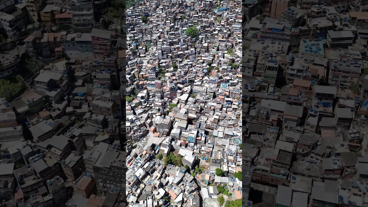 I visited the largest favela in Brazil. Favela Rocinha, Rio de Janeiro 🇧🇷