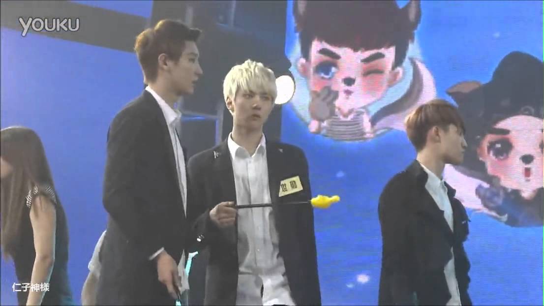 130729 ChanHun hitting - China Big Love Concert
