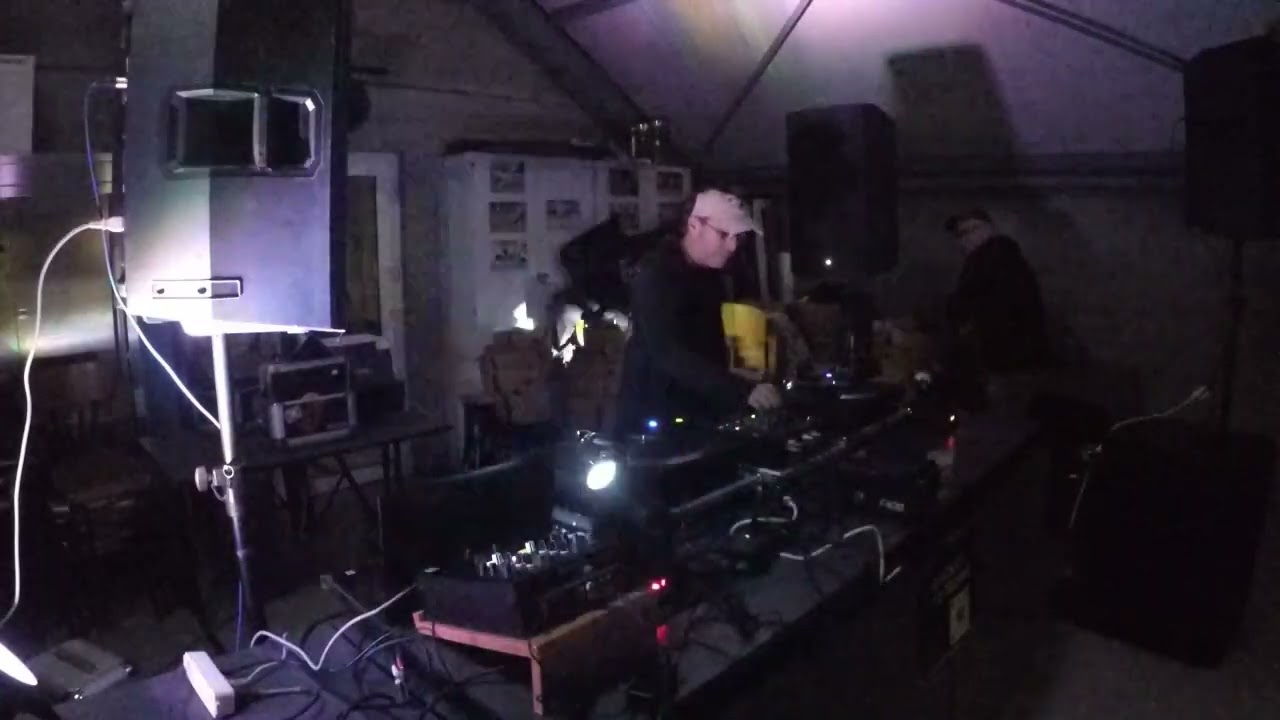 25-11-14 - Back to Techno - URSL