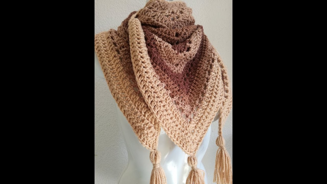 BUFANDA TRIANGULAR  O CUELLO TIPO PASHMINA Tejida  a Crochet