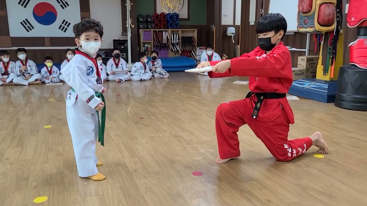 충북 보은군 용인대최강태권도 2022년 제1회 태권도 승급심사 3일차(격파)
